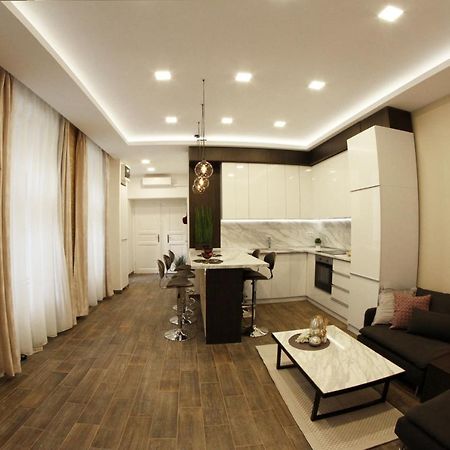 Luxus Design Elisabeth Apartment In The Center Budapest Bagian luar foto